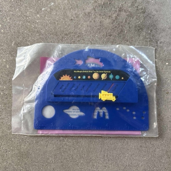 MCDONALDS HAPPY MEAL TOYS- Magic School Bus, Richard Scarry - Picture 2 of 4